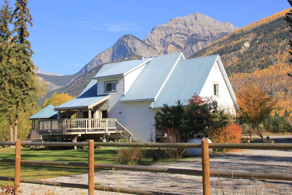 Bear Paw Lodge Golden Kültér fotó